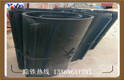 西藏永磁草莓污污免费视频的皮帶